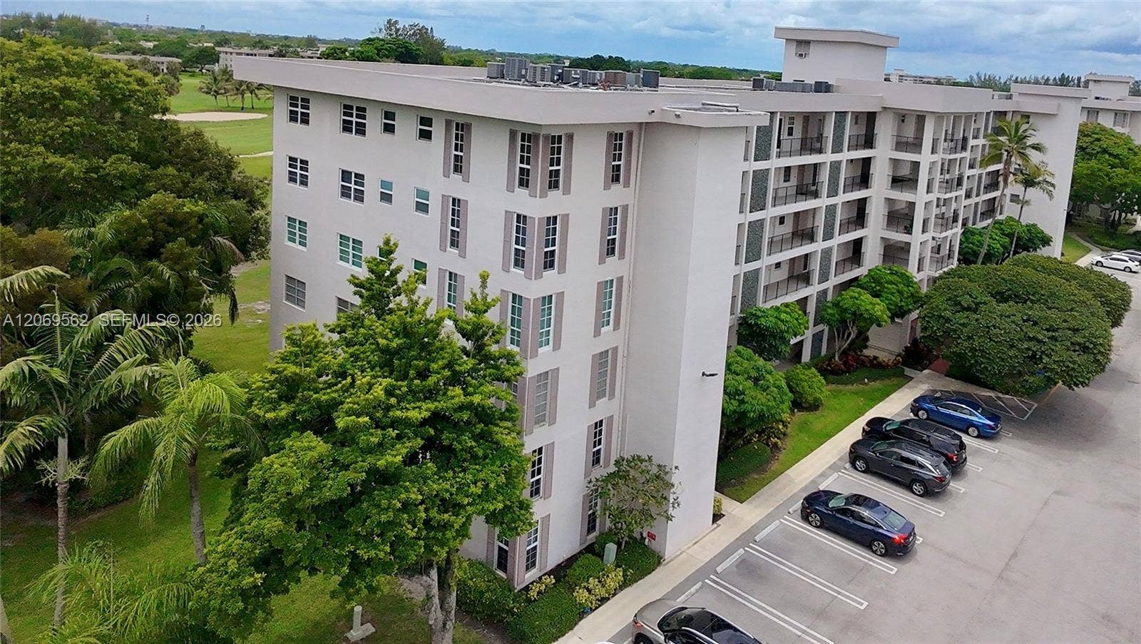 2950 N Palm Aire Drive, #605, Pompano Beach, FL 33069 Photo 24