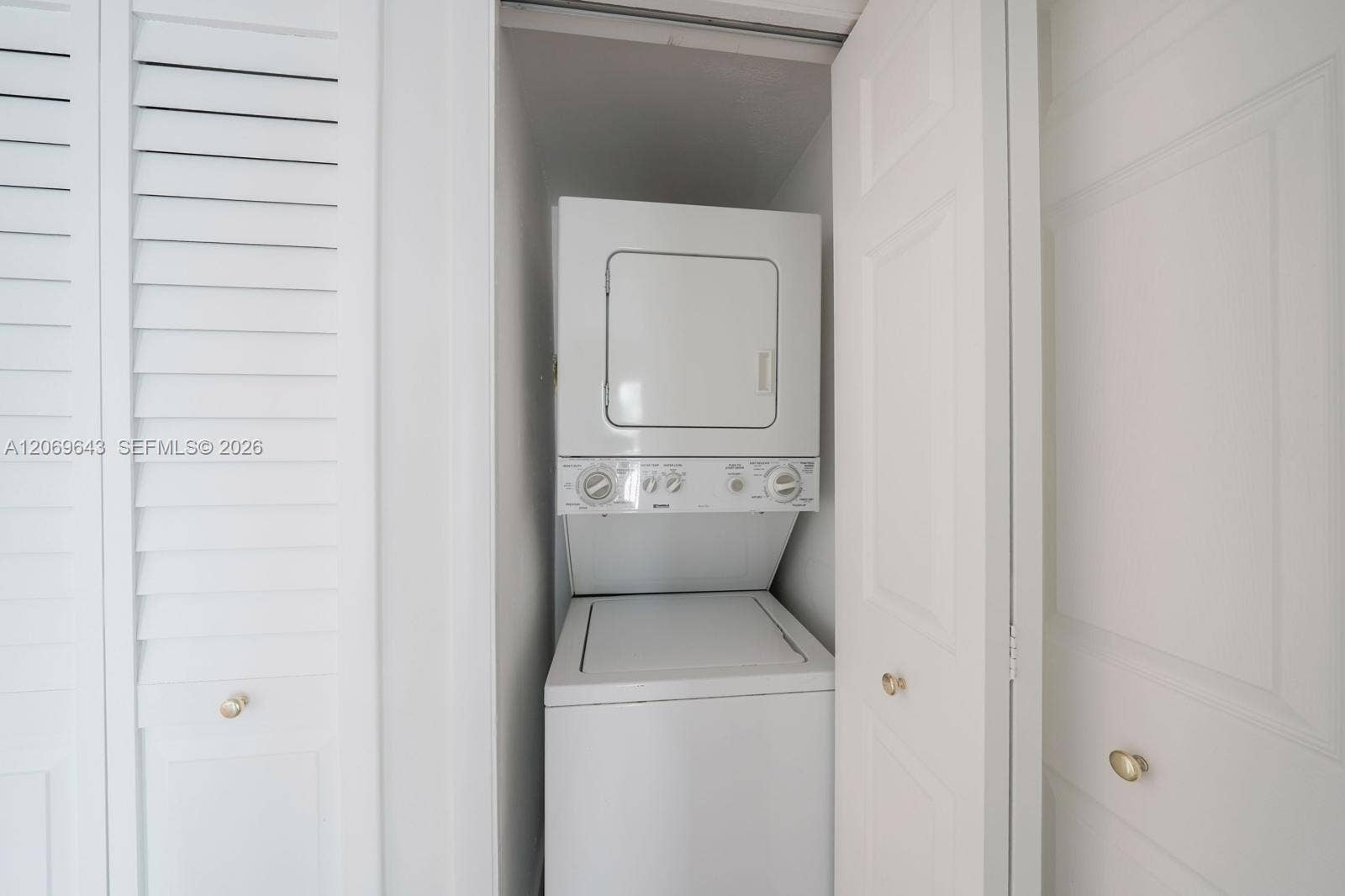 185 Lakeview Drive, #201, Weston, Weston, FL 33326 Photo 8