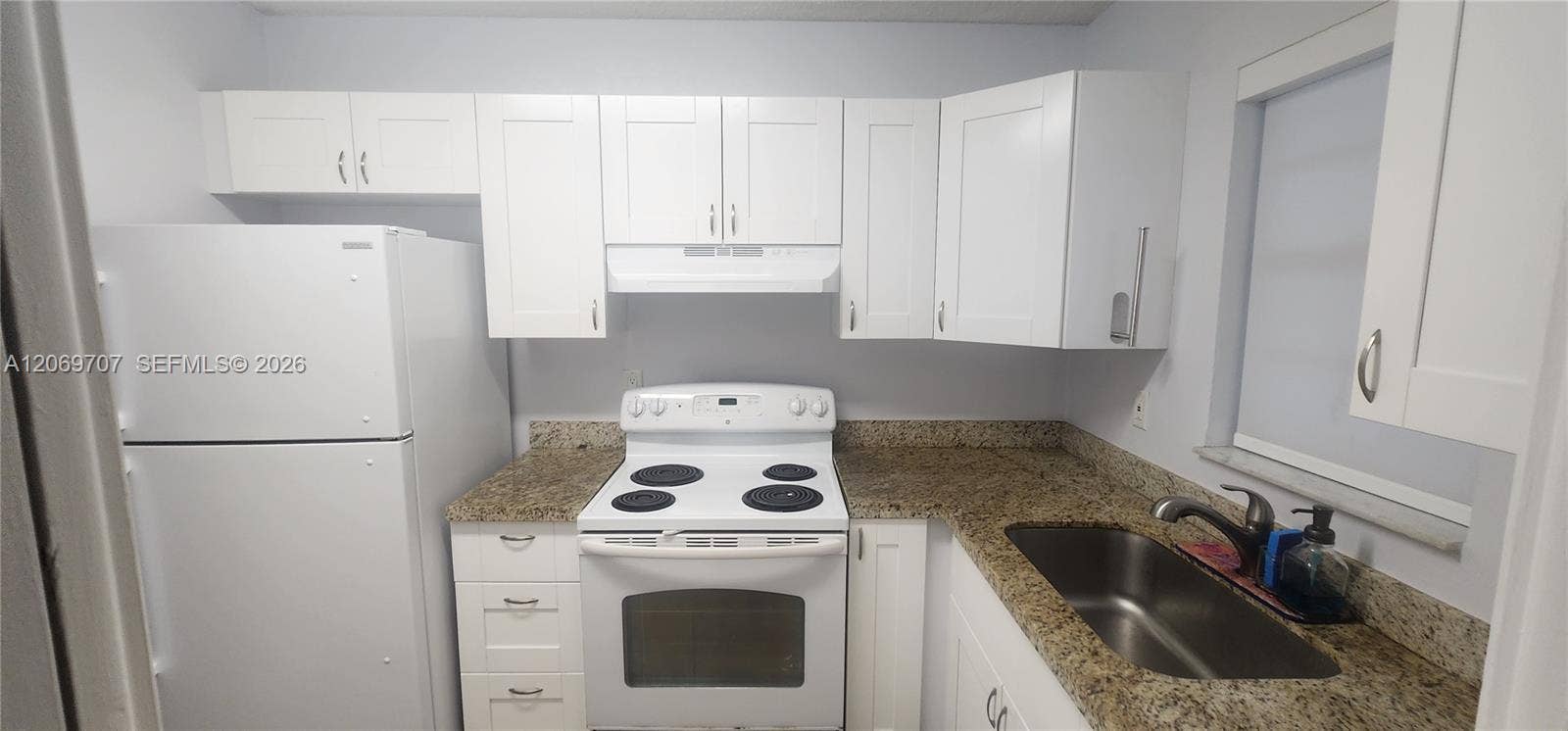 1555 N 12th Court, #8B, Hollywood, FL 33019 Photo 11