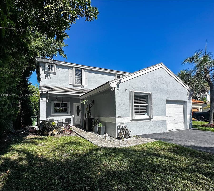 Property photo for 1955 NW 184th Way, Pembroke Pines, FL
