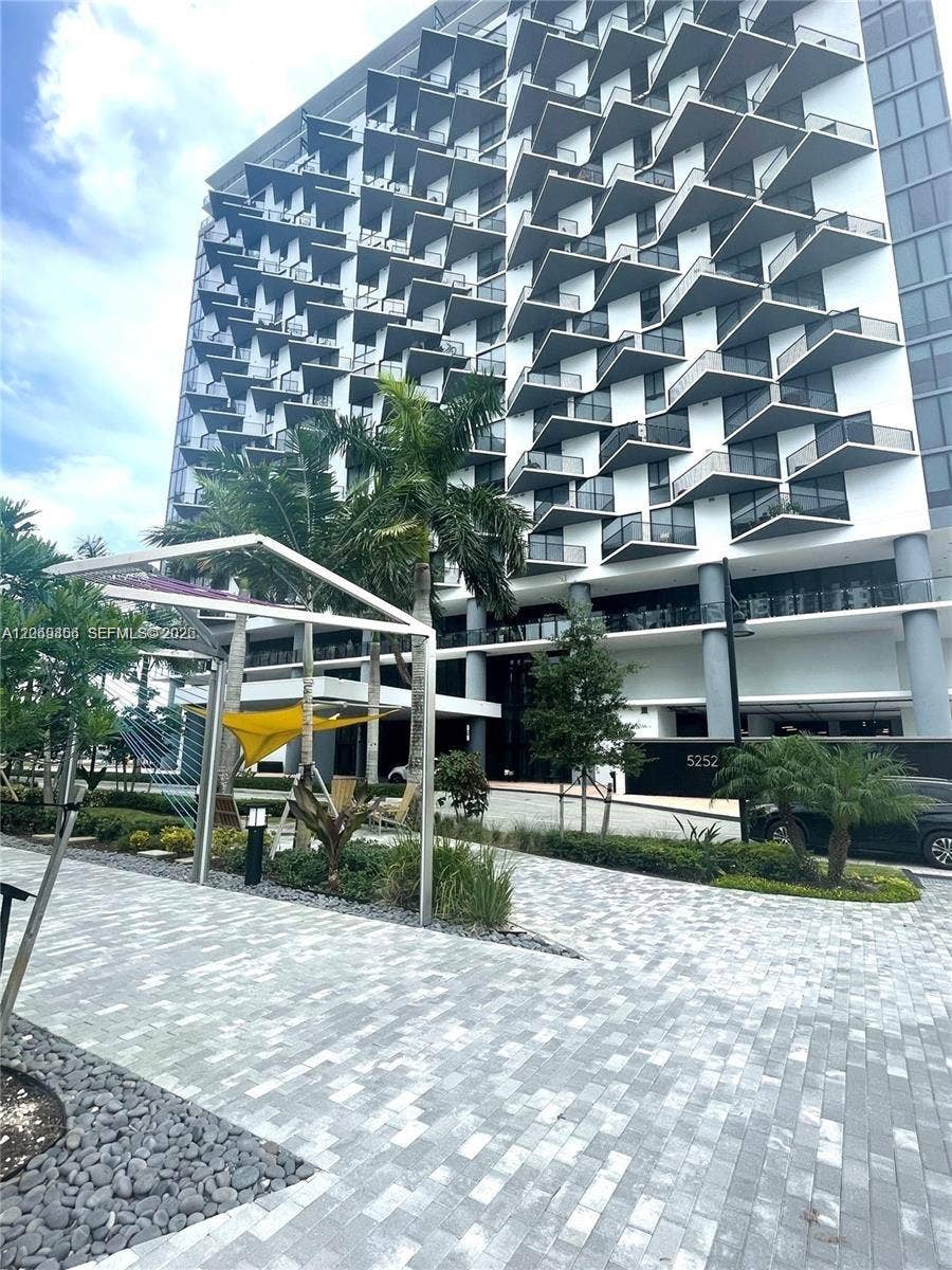 Property photo for 5252 NW 85th Avenue, #1608, Doral, FL