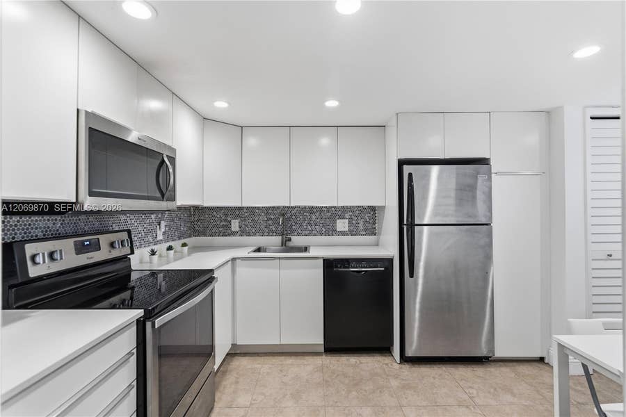 Property photo for 3970 Oaks Clubhouse Drive, #306, Pompano Beach, FL