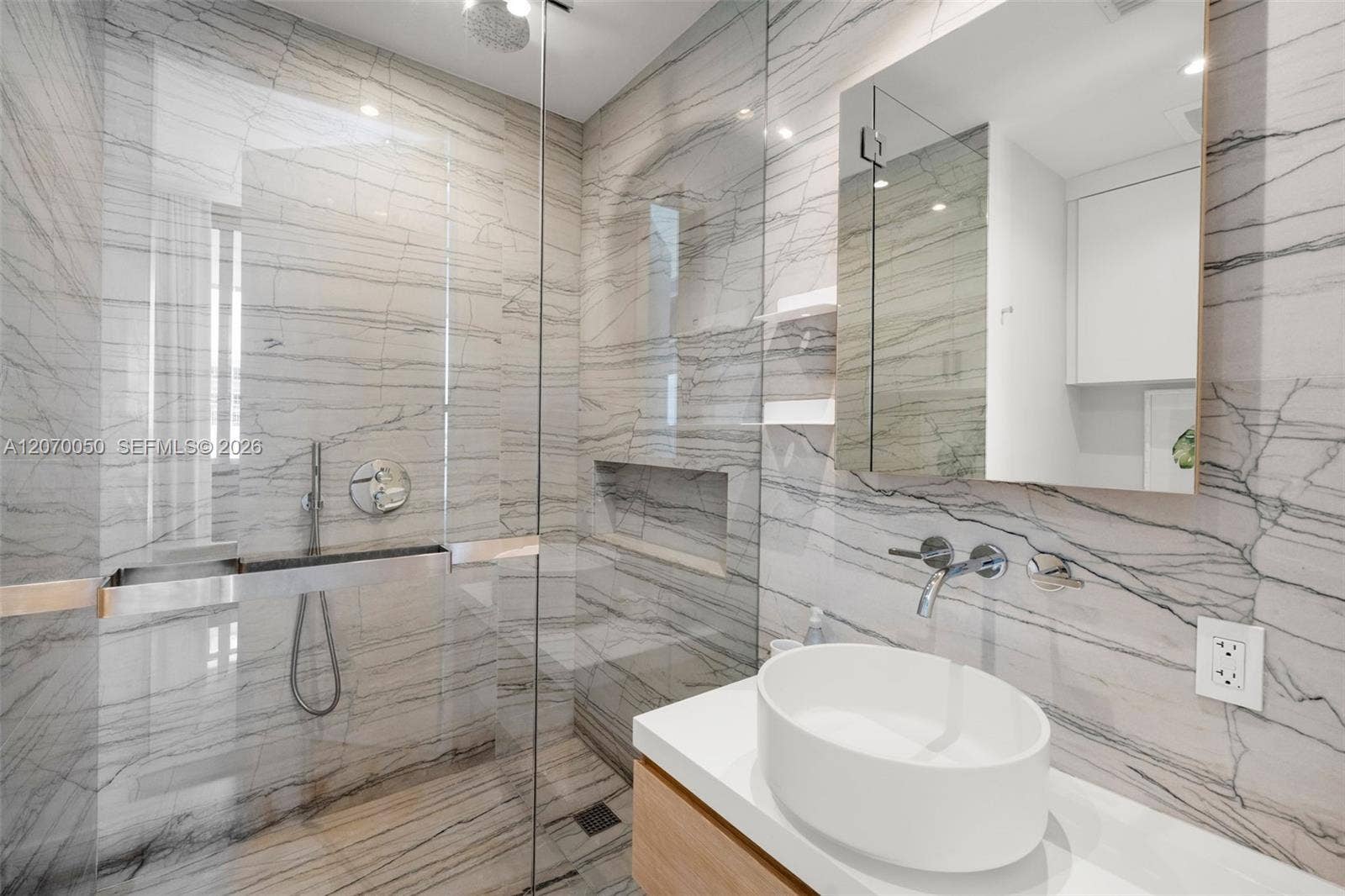 8701 Collins Avenue, #705, Miami Beach, FL 33154 Second Onsuite