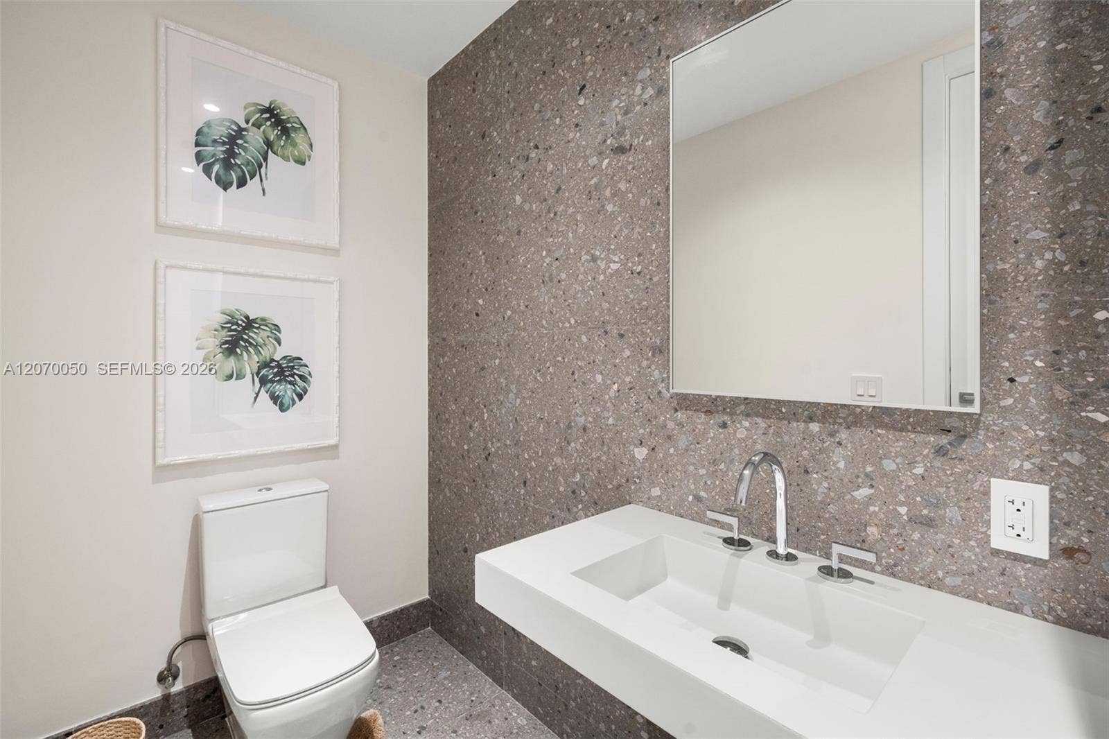 8701 Collins Avenue, #705, Miami Beach, FL 33154 Powder Room