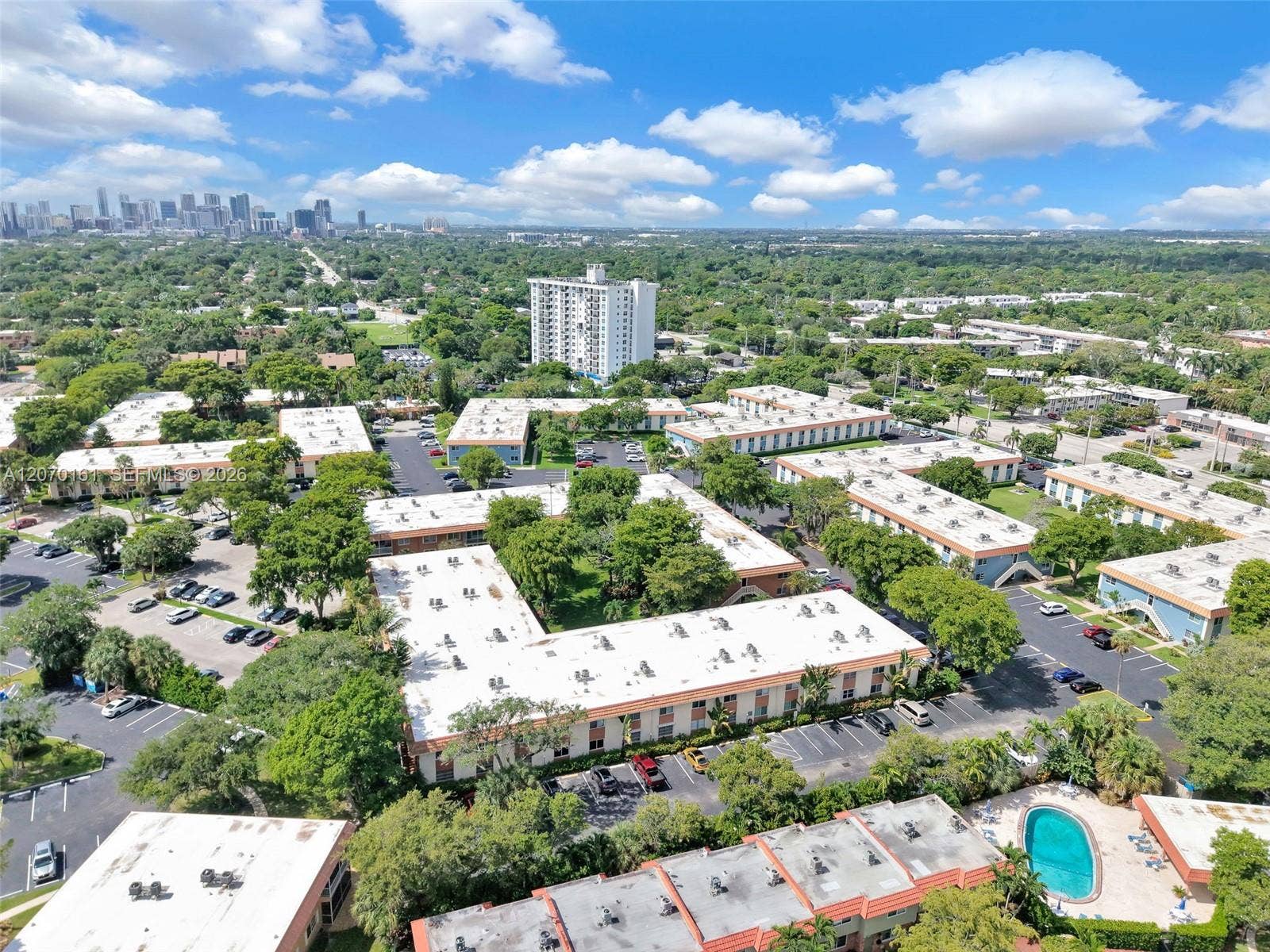 1920 NE 1st Terrace, #109H, Wilton Manors, FL 33305 Photo 32