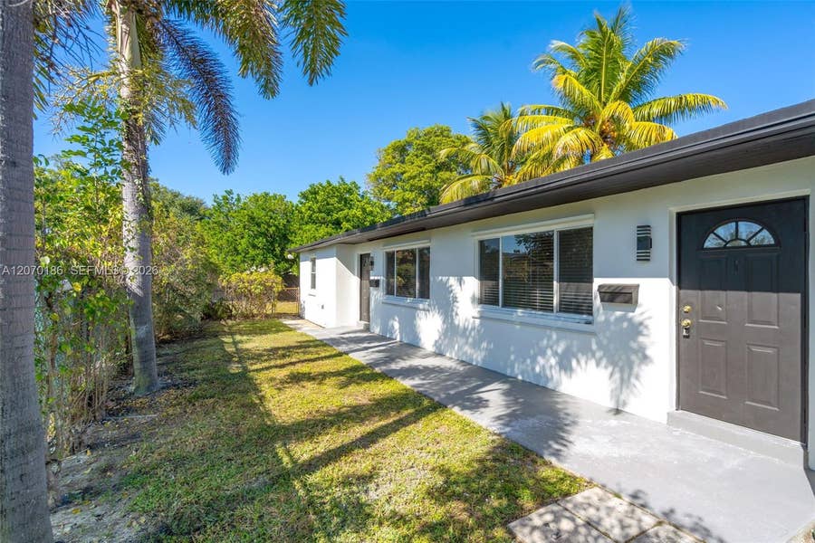 Property photo for 124 SE 2nd Terrace, #1-2, Hallandale Beach, FL