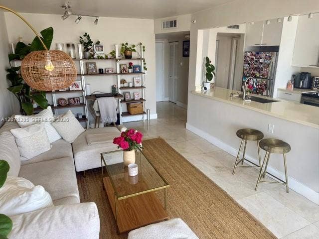 Property photo for 1688 West Avenue, #906, Miami Beach, FL