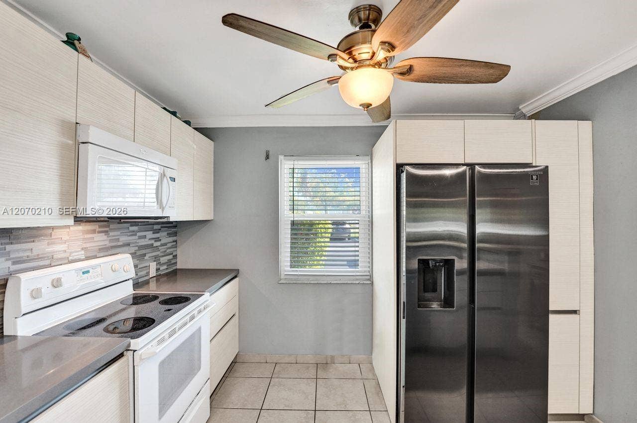 325 SE 11th Terrace, #107, Dania Beach, FL 33004 Photo 9