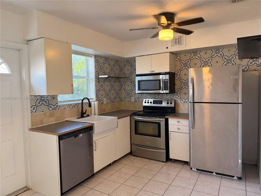 Property photo for 1104 N 17th Court, #104, Hollywood, FL