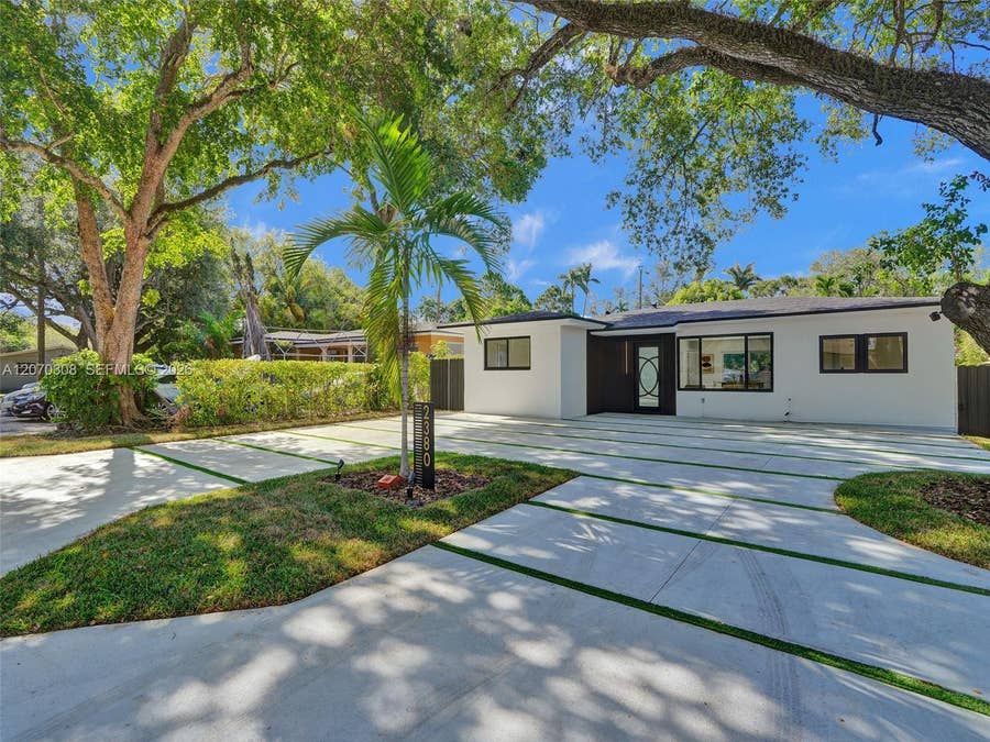 Property photo for 2380 NE 184th Terrace, North Miami Beach, FL