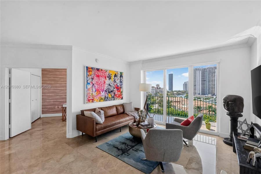 Property photo for 19900 E Country Club Drive, #805, Aventura, FL