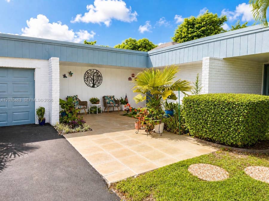 Property photo for 4713 Holly Drive, Tamarac, FL