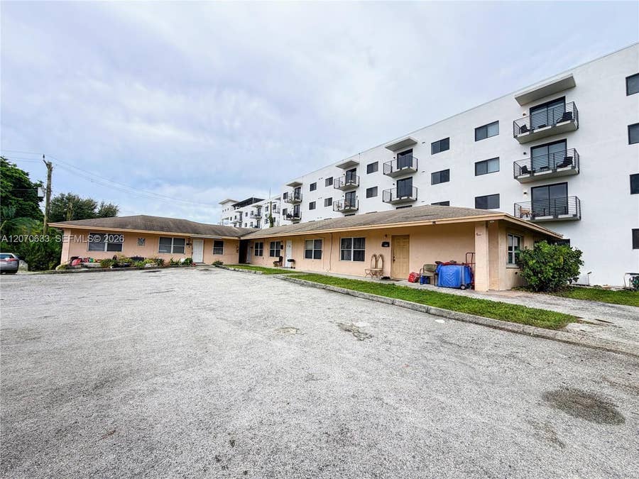 Property photo for 2224 Pierce Street, #26, Hollywood, FL