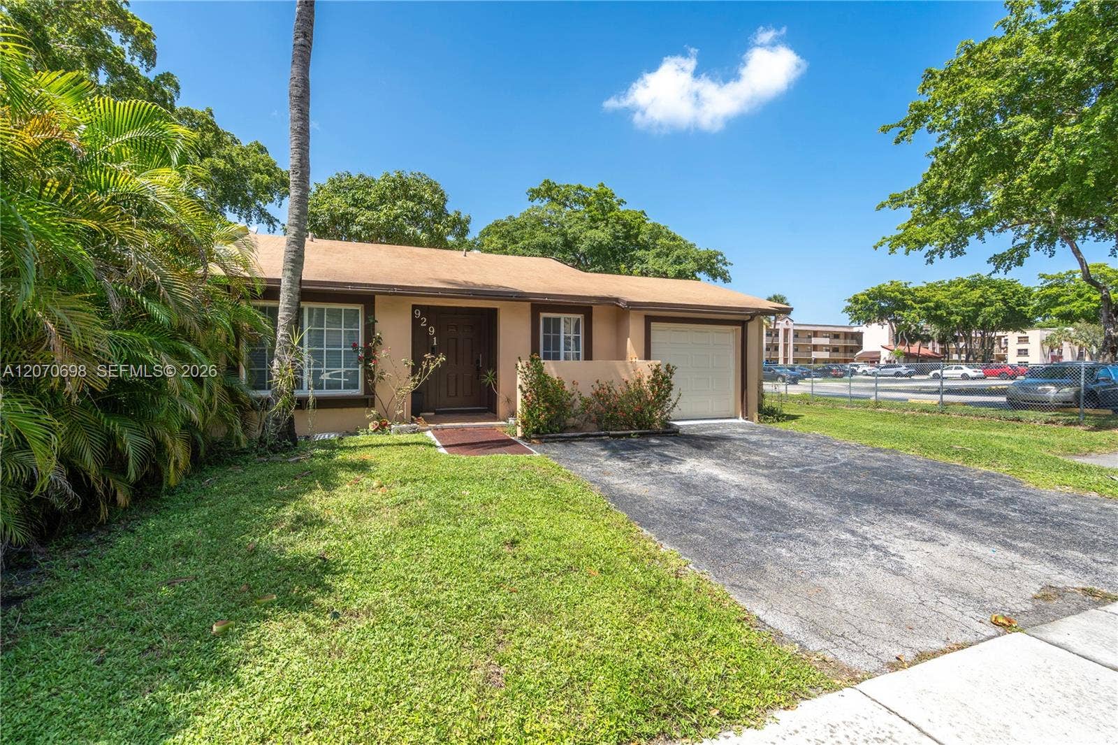9291 E Elm Lane, Miramar, FL 33025 Photo 7