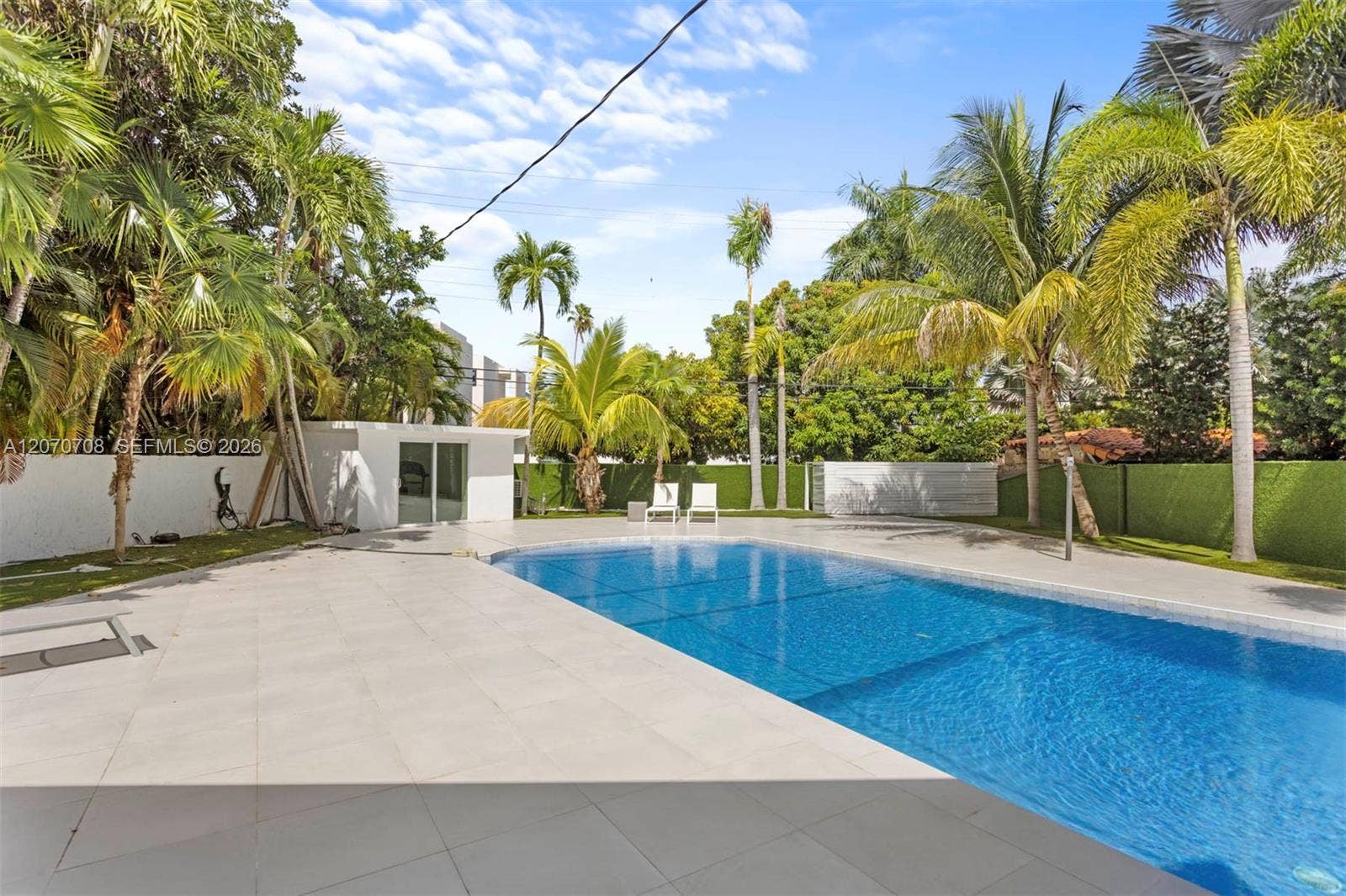 Photo 38