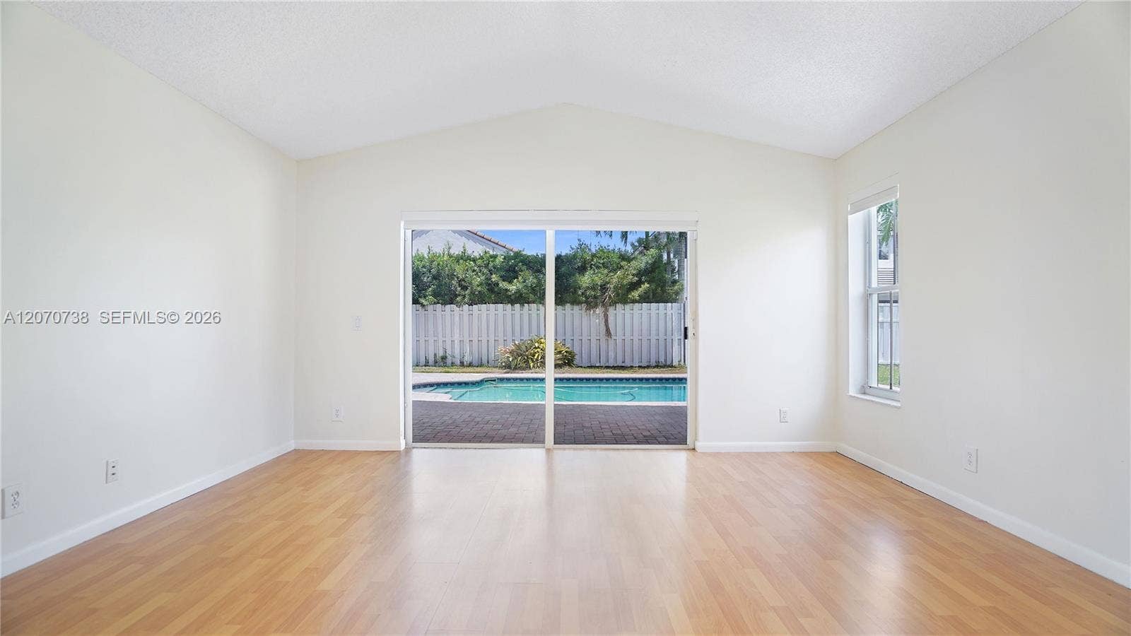 1064 Cedar Falls Drive, Weston, FL 33327 Photo 32
