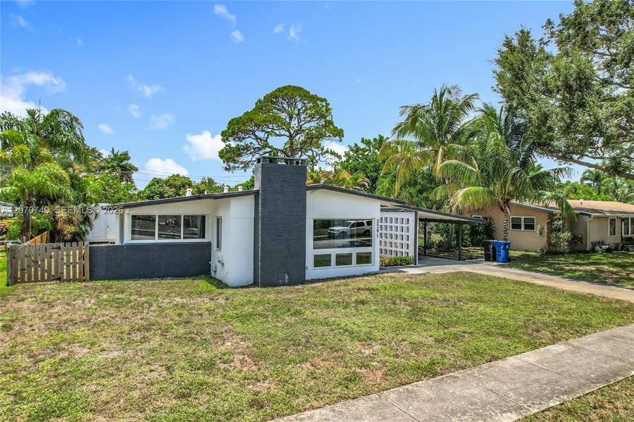 Property photo for 2291 SW 34th Terrace, Fort Lauderdale, FL