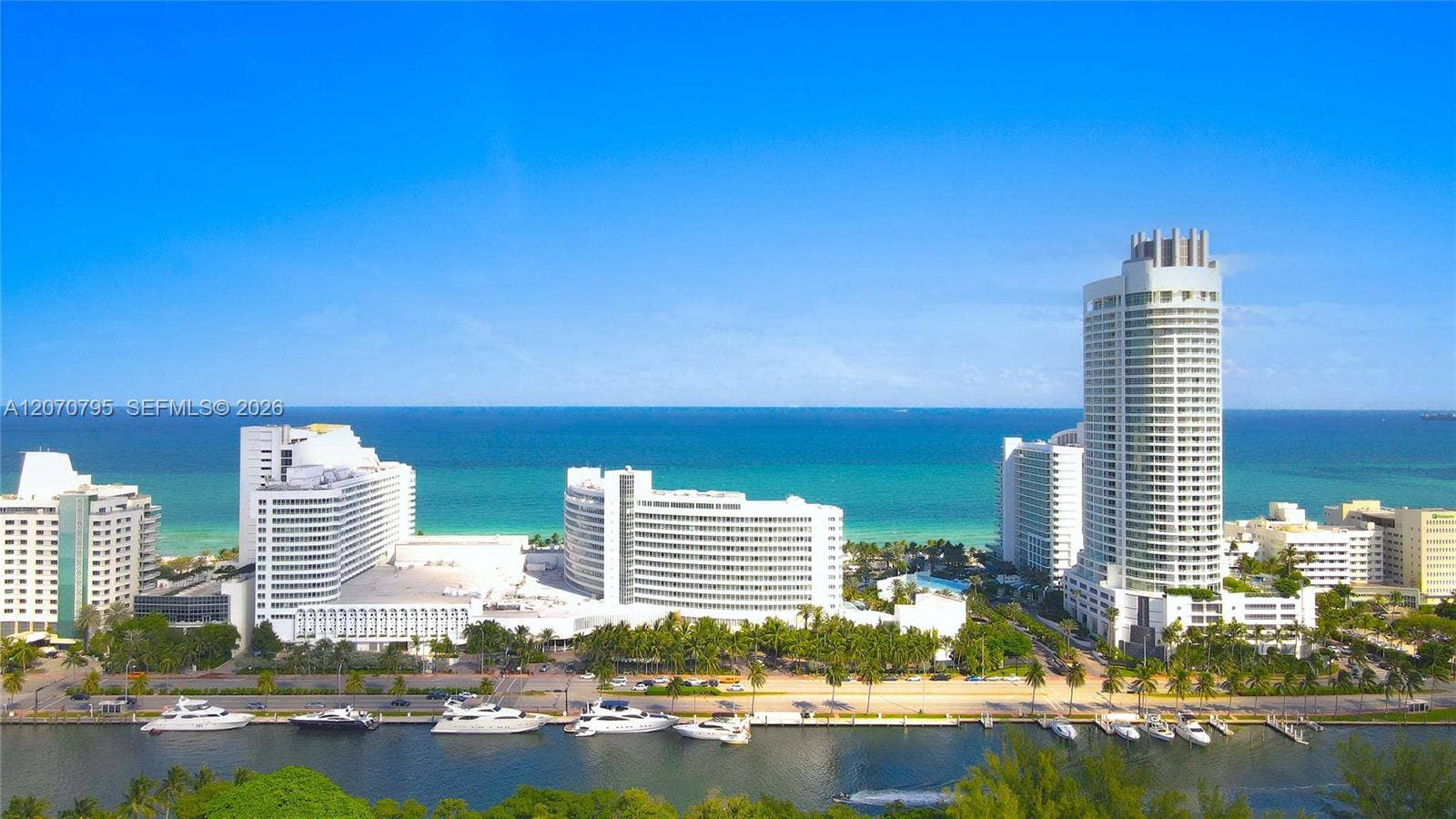 4401 Collins Avenue, #1915/1917, Miami Beach, FL 33140 FB Resort