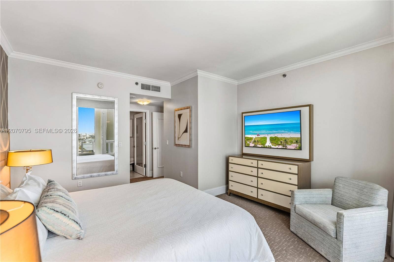 4401 Collins Avenue, #1915/1917, Miami Beach, FL 33140 1915