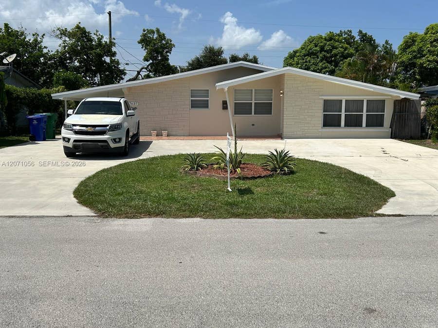 Property photo for 7637 Ramona Street, Miramar, FL