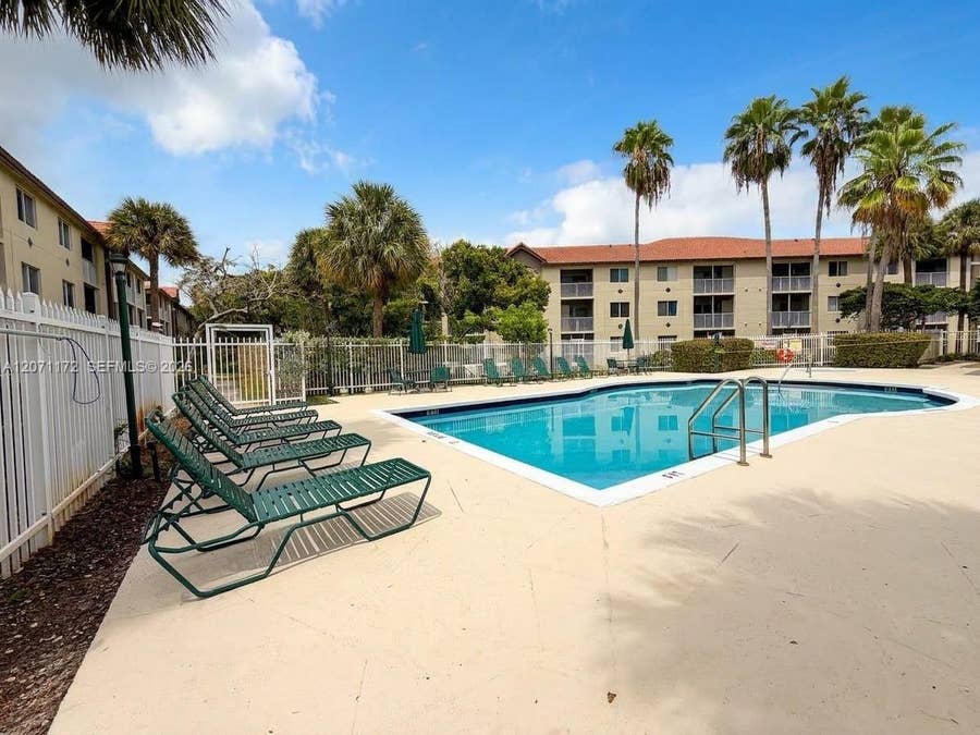 Property photo for 470 S Park Road, #7-207, Hollywood, FL