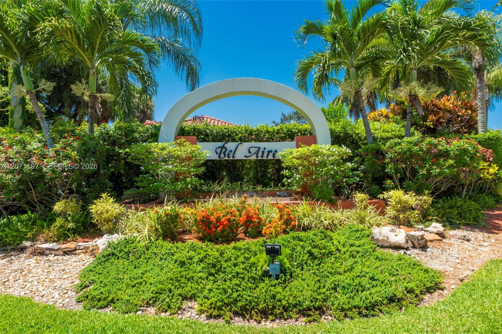 1051 Bel Aire Drive W, Pembroke Pines, FL 33027 Photo 28