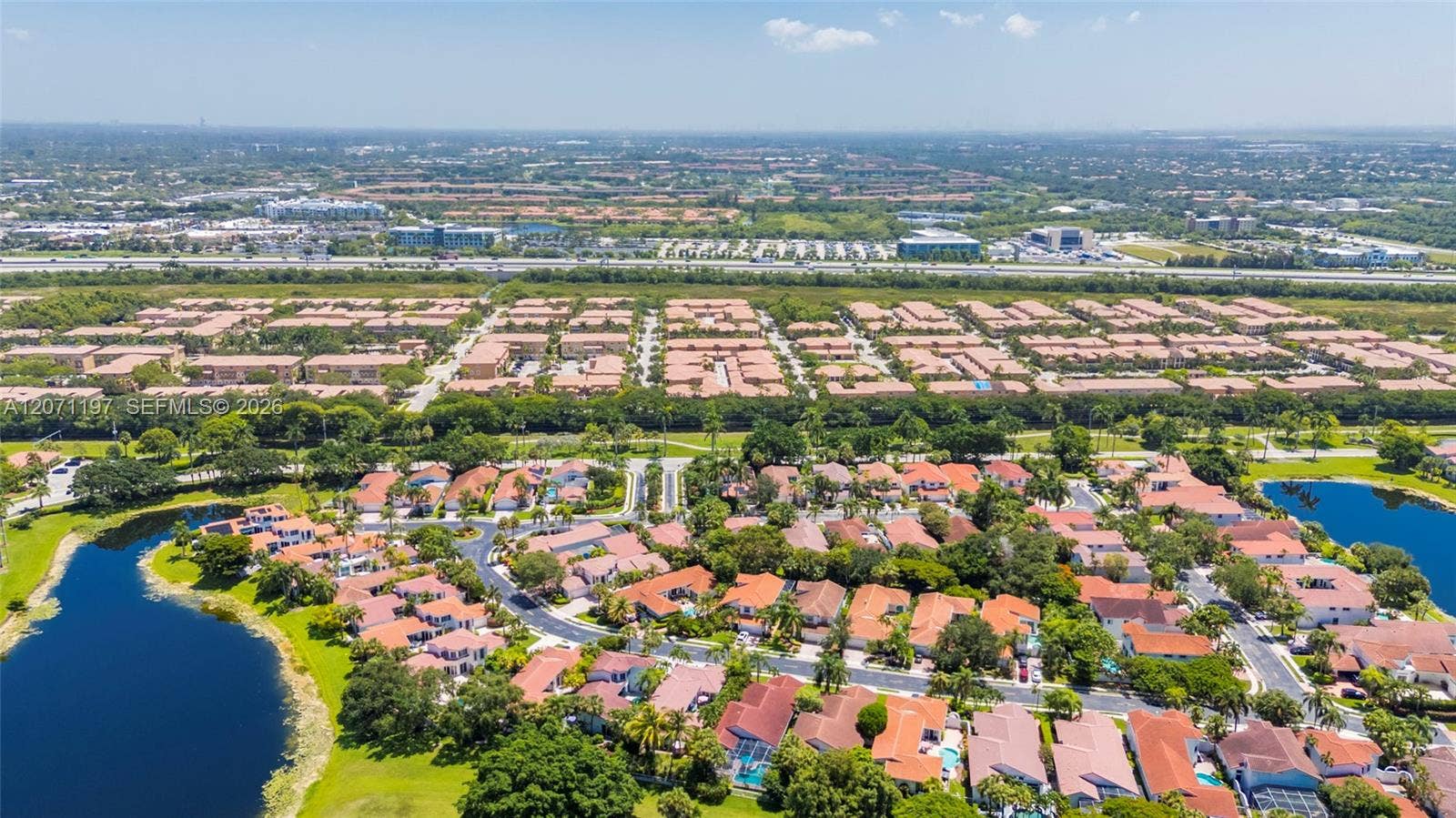 1051 Bel Aire Drive W, Pembroke Pines, FL 33027 Photo 34