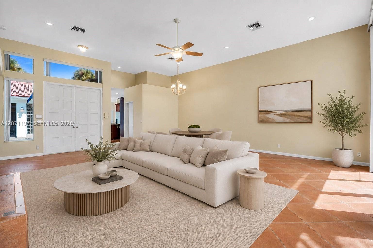 1051 Bel Aire Drive W, Pembroke Pines, FL 33027 Photo 5