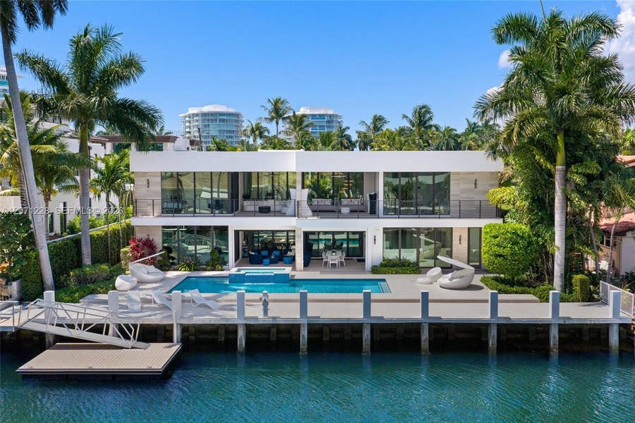 Property photo for 2519 Lucille Drive, Fort Lauderdale, FL