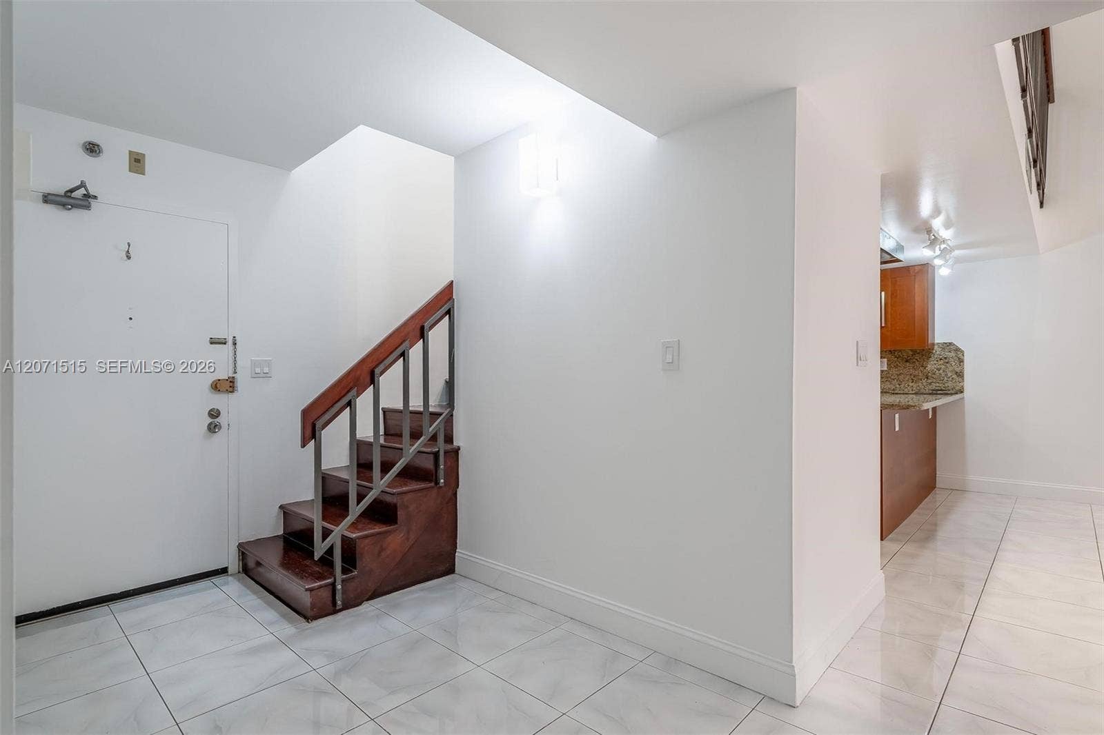 20347 W Country Club Drive, #TH15, Aventura, FL 33180 Photo 5
