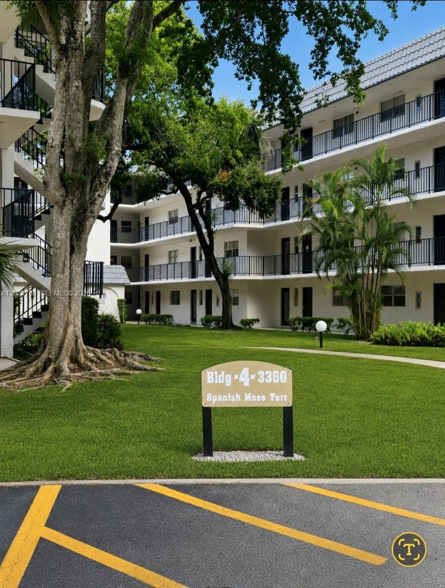 Property photo for Lauderhill, FL
