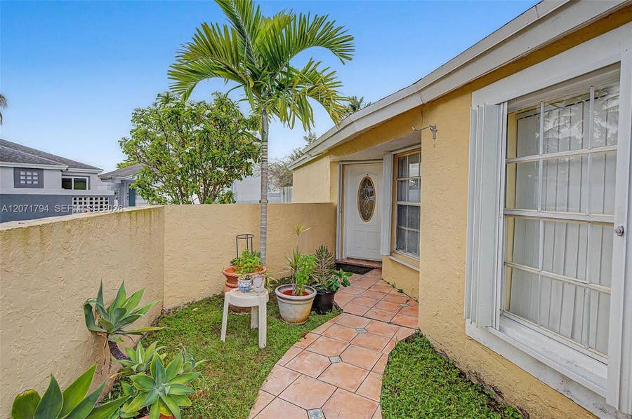 Property photo for 14963 SW 74th Terrace, Miami, FL
