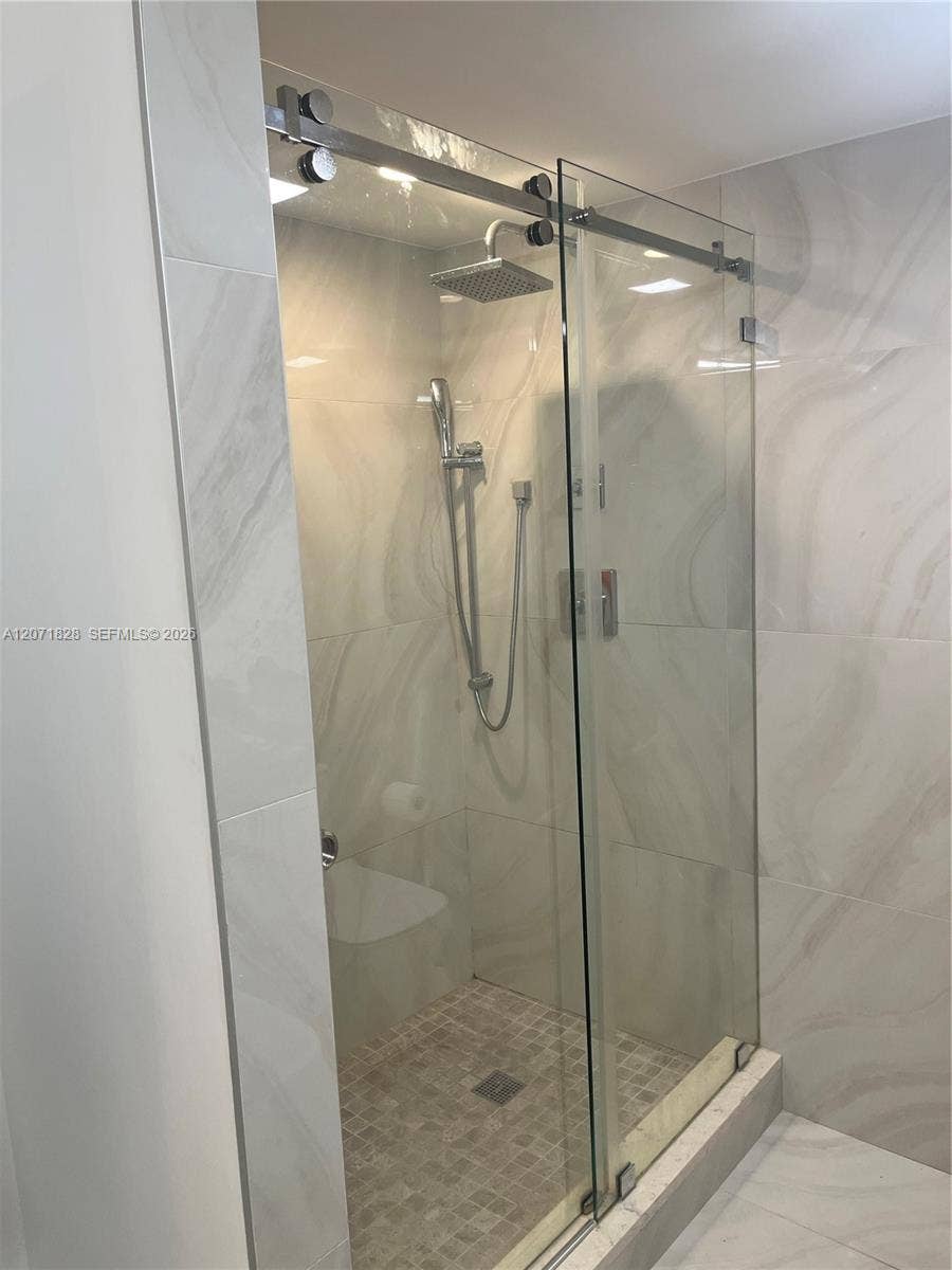 20191 E Country Club Drive, #503, Aventura, FL 33180 Photo 5