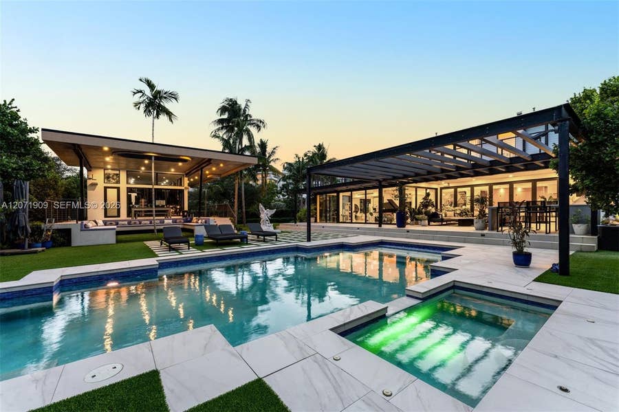 Property photo for 795 Lakeview Drive, Miami Beach, FL