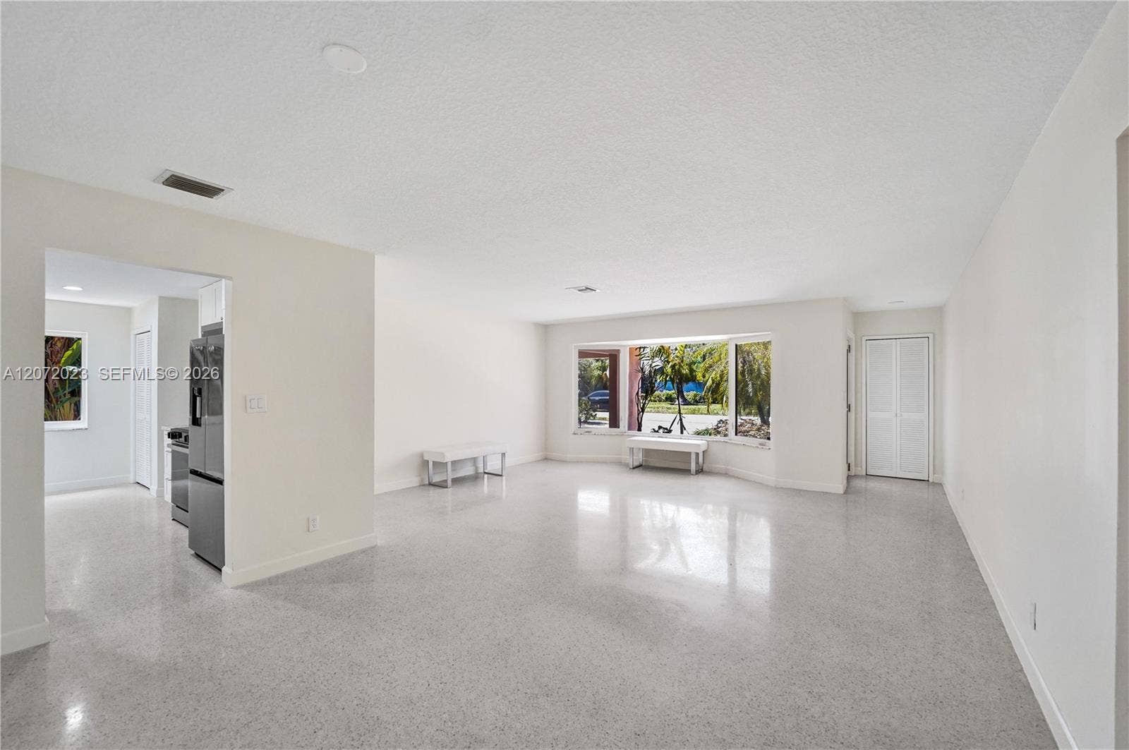 1524 NE 37th Street, Oakland Park, FL 33334 Photo 12