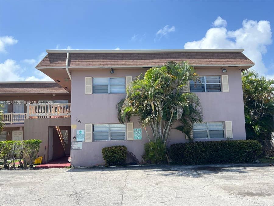 Property photo for 241 SE 9th Avenue, #109, Pompano Beach, FL