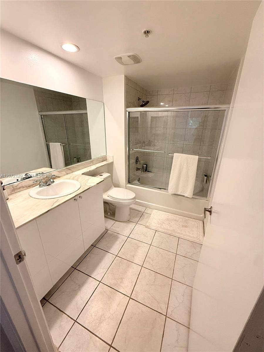 2775 NE 187th Street, #313, Aventura, FL 33180 Photo 6