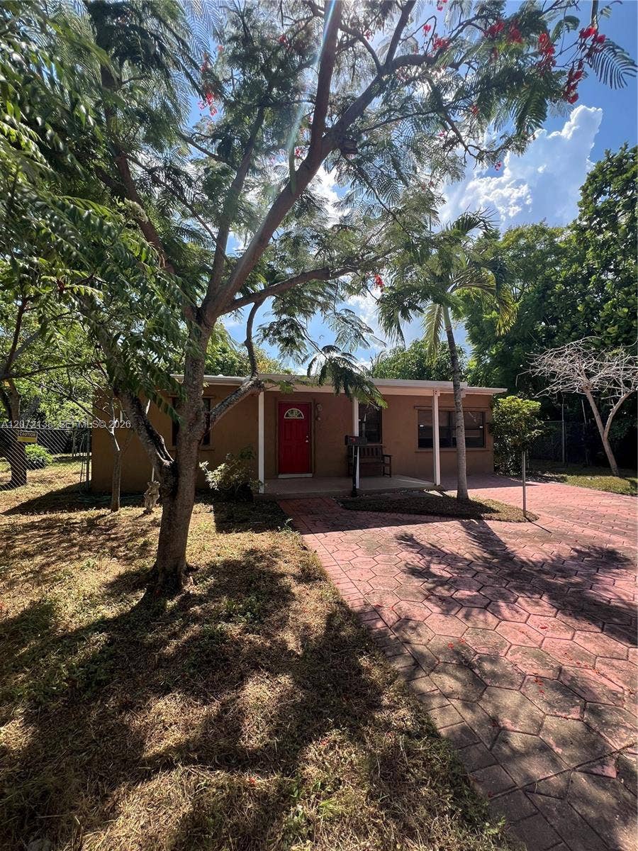 143 SW 22nd Terrace, Fort Lauderdale, FL 33312 Photo 1