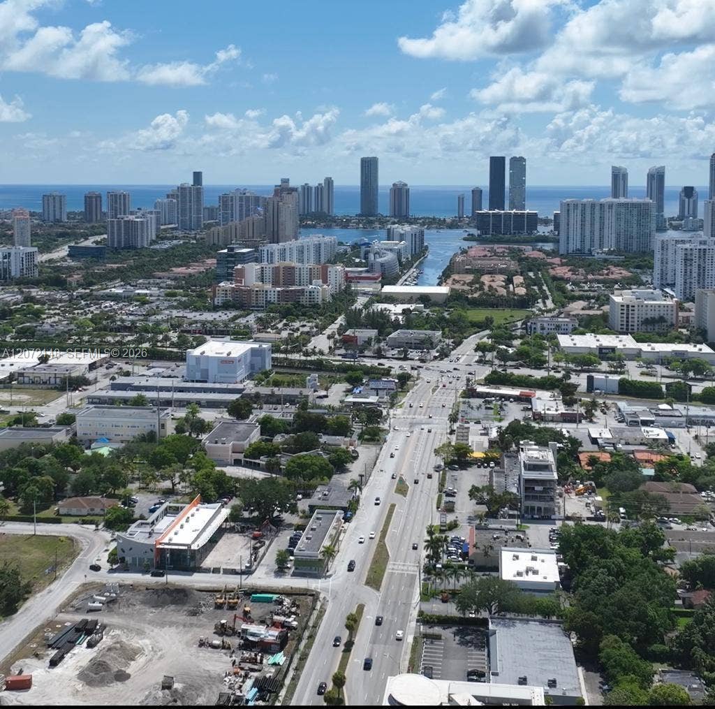 18550 NE 23 Court, #205, Miami, FL 33180 Photo 12
