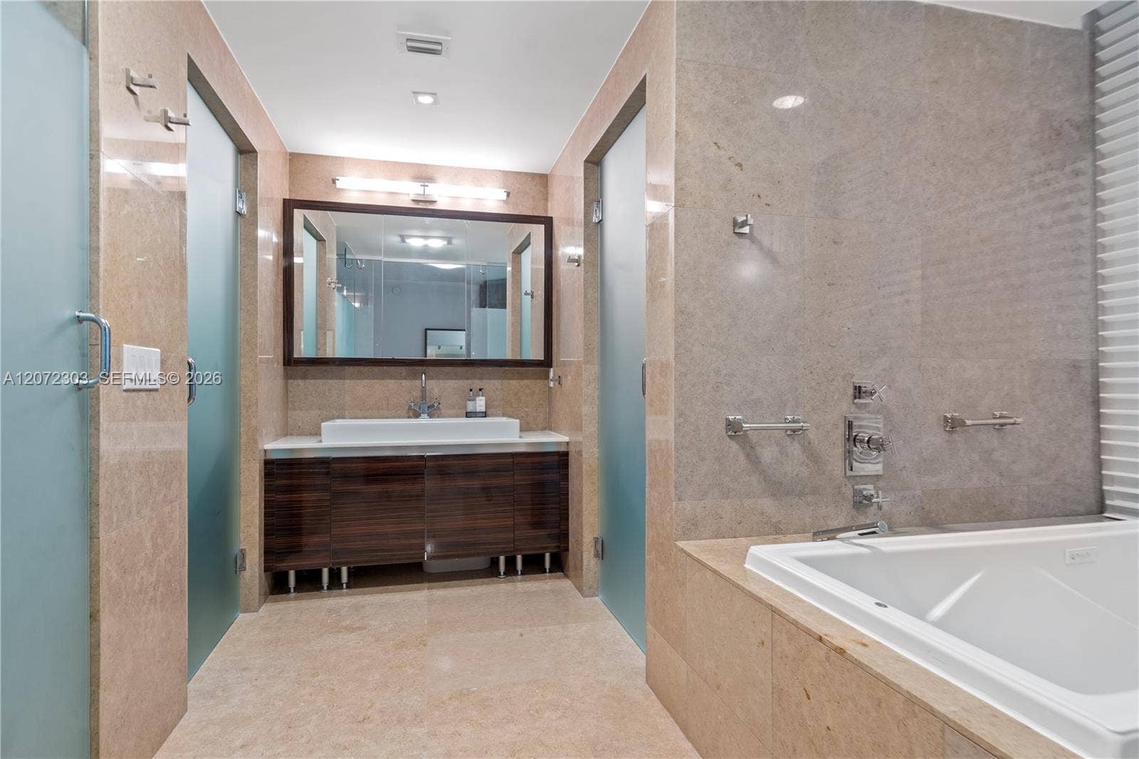 3737 Collins Avenue, #S-701, Miami Beach, FL 33140 Photo 18