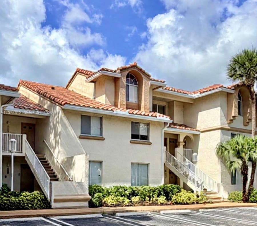 Property photo for West Palm Beach, FL