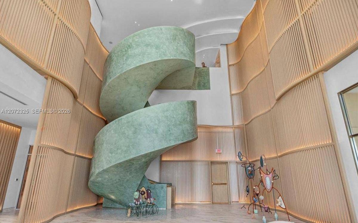 900 N Ocean Boulevard, #1202, Pompano Beach, FL 33062 Lobby Stairs