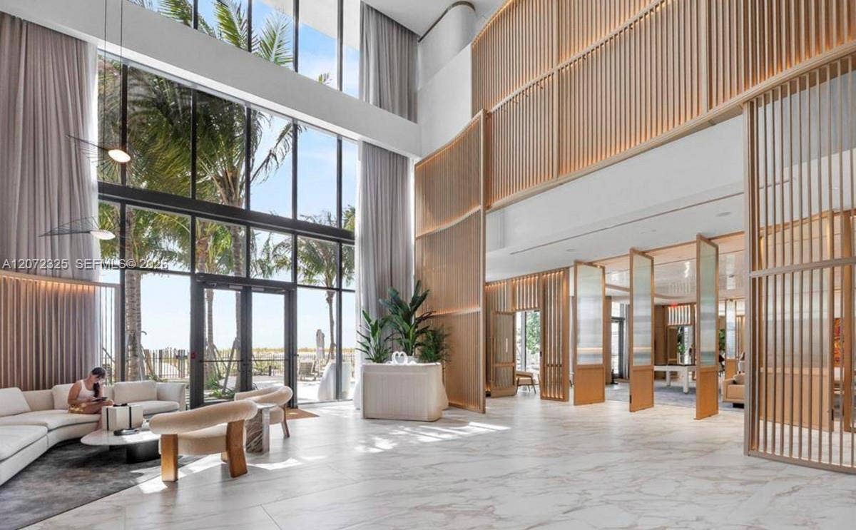 900 N Ocean Boulevard, #1202, Pompano Beach, FL 33062 Lower Lobby