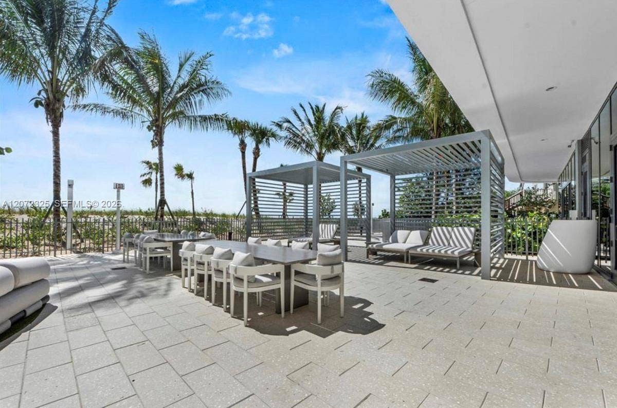 900 N Ocean Boulevard, #1202, Pompano Beach, FL 33062 Pool Cabanas