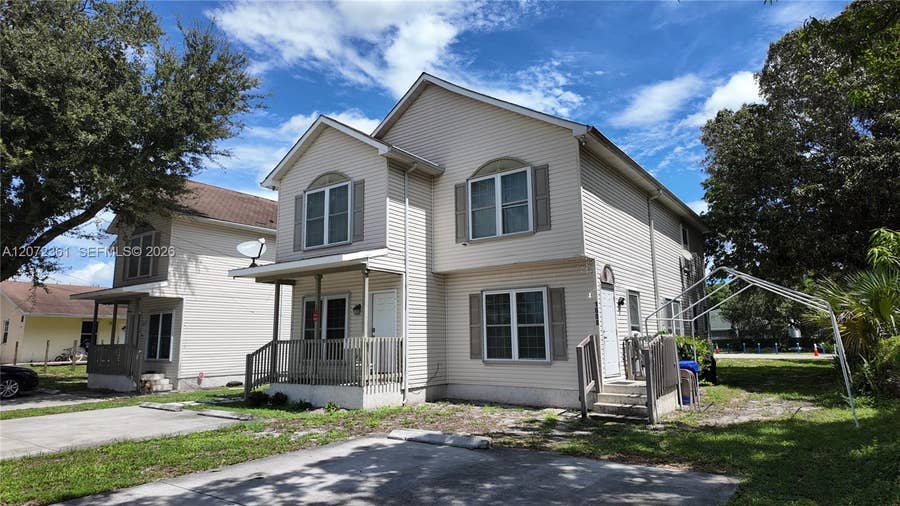 Property photo for 1600 SW 44th Avenue, Fort Lauderdale, FL