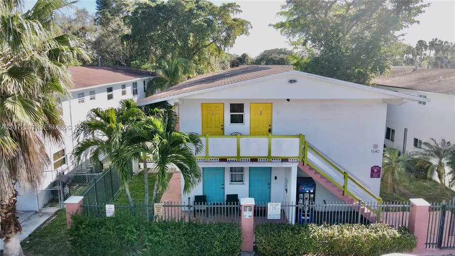 Property photo for 1540 SW 5th Place, #1, Fort Lauderdale, FL
