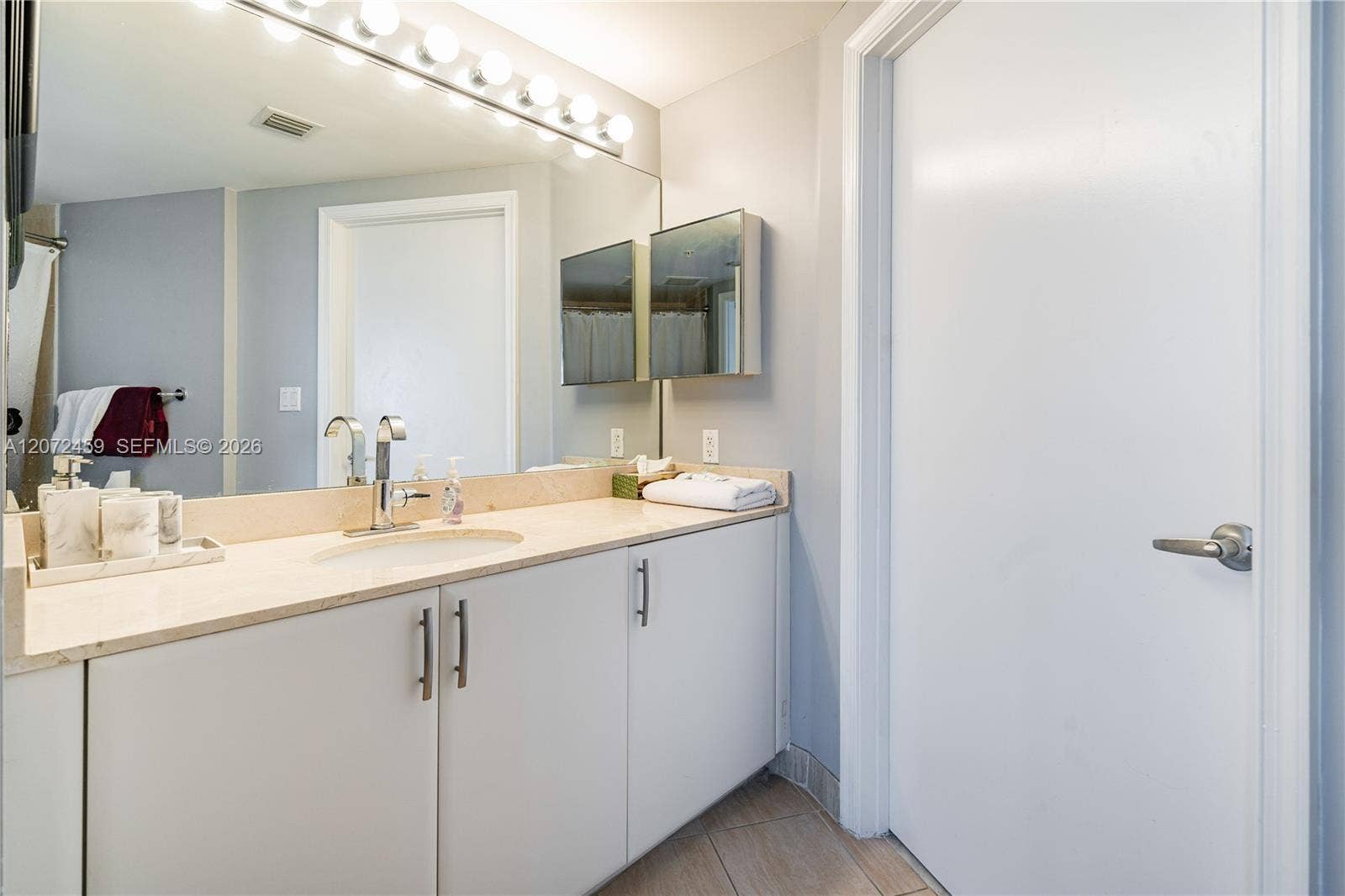 1750 N Bayshore Drive, #2301, Miami, Miami, FL 33132 Photo 17