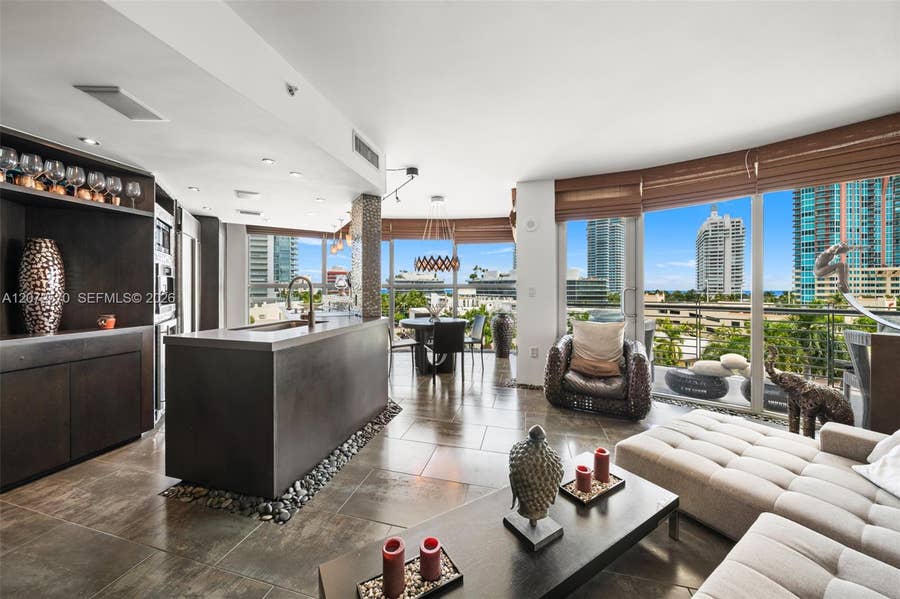 Property photo for 110 Washington Avenue, #1709, Miami Beach, FL