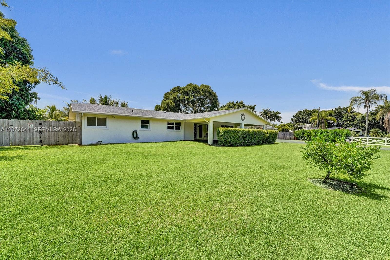 10880 SW 25th Street, Davie, FL 33324 Photo 7