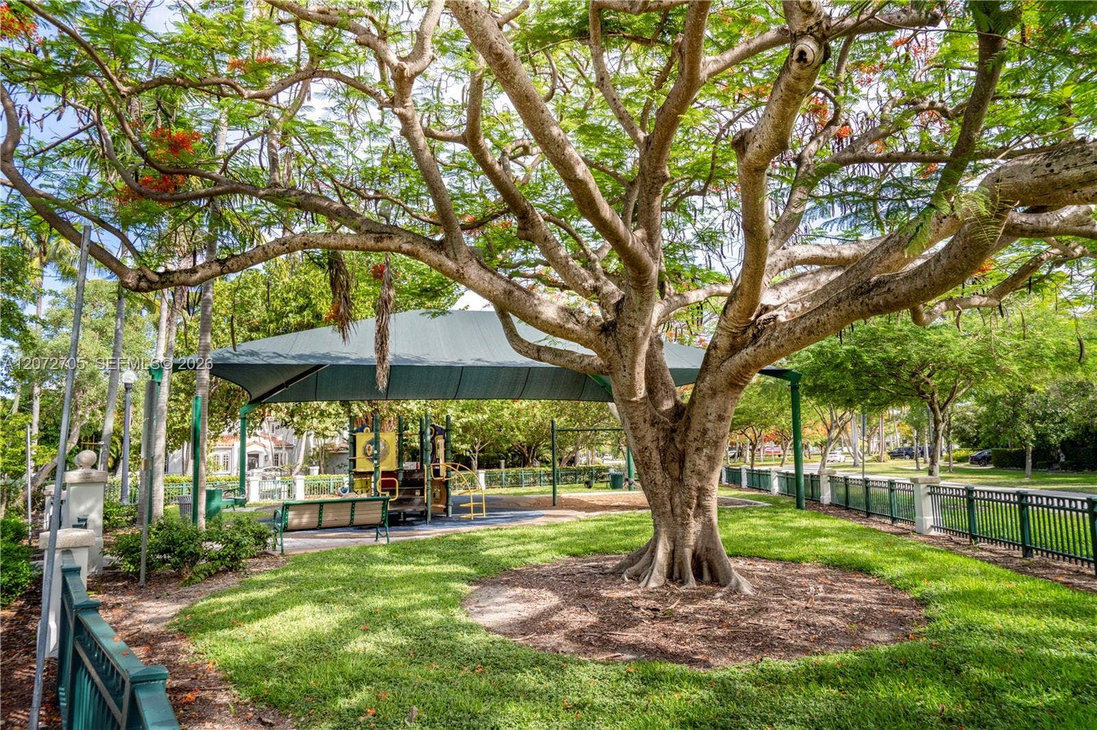 Miami Beach, FL 33141 Poinciana Park